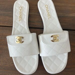 New Chanel flats… fits size 9 ,  brand new